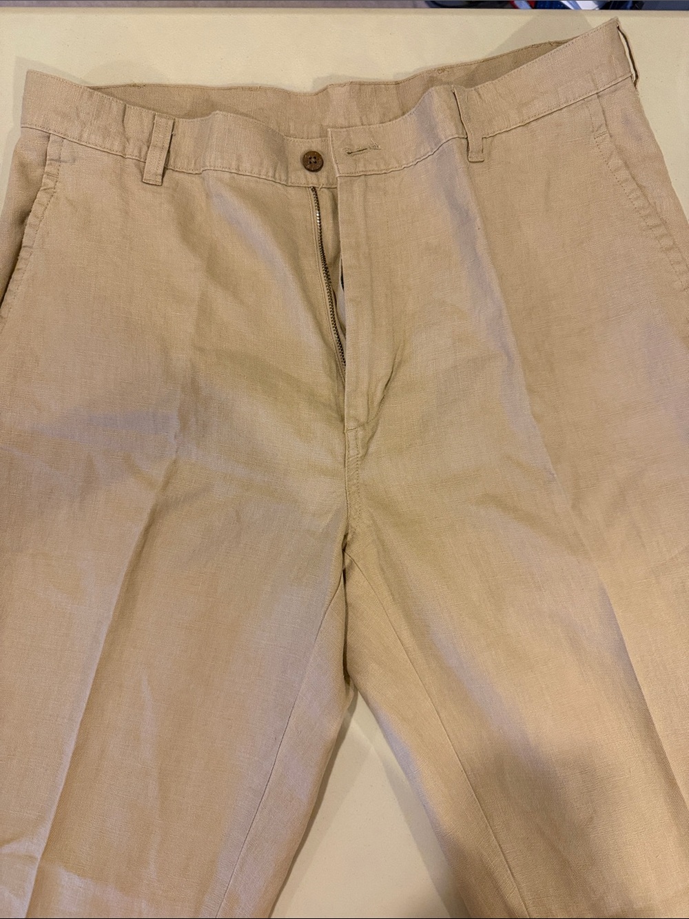 Jos A Bank Men's Linen Blend Chino Pants in Khaki